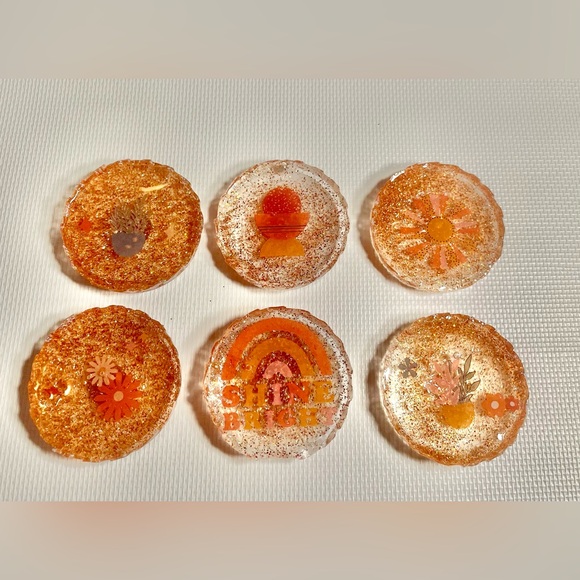 Hand Crafted Glittery Resin Magnets Set of 6 - Picture 1 of 3